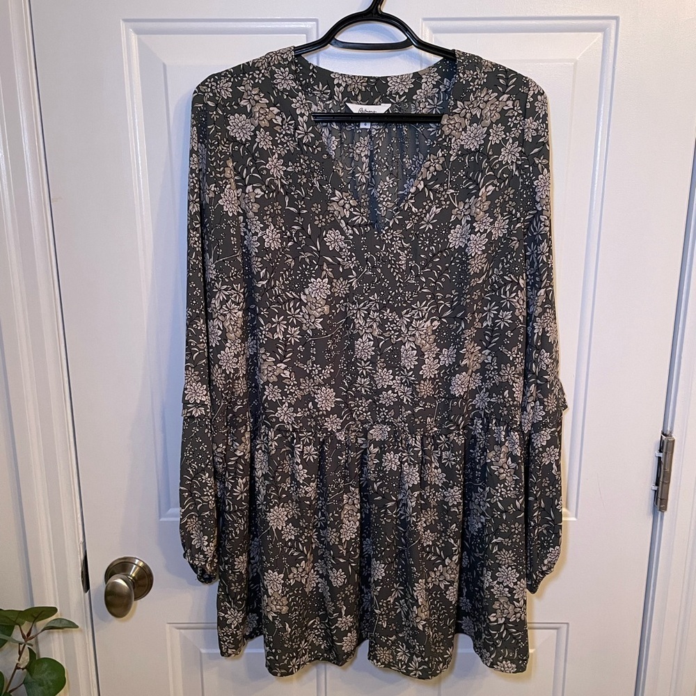 Reitmans- Floral Long Sleeve Blouse